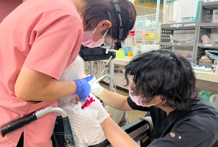 訪問歯科診療の様子